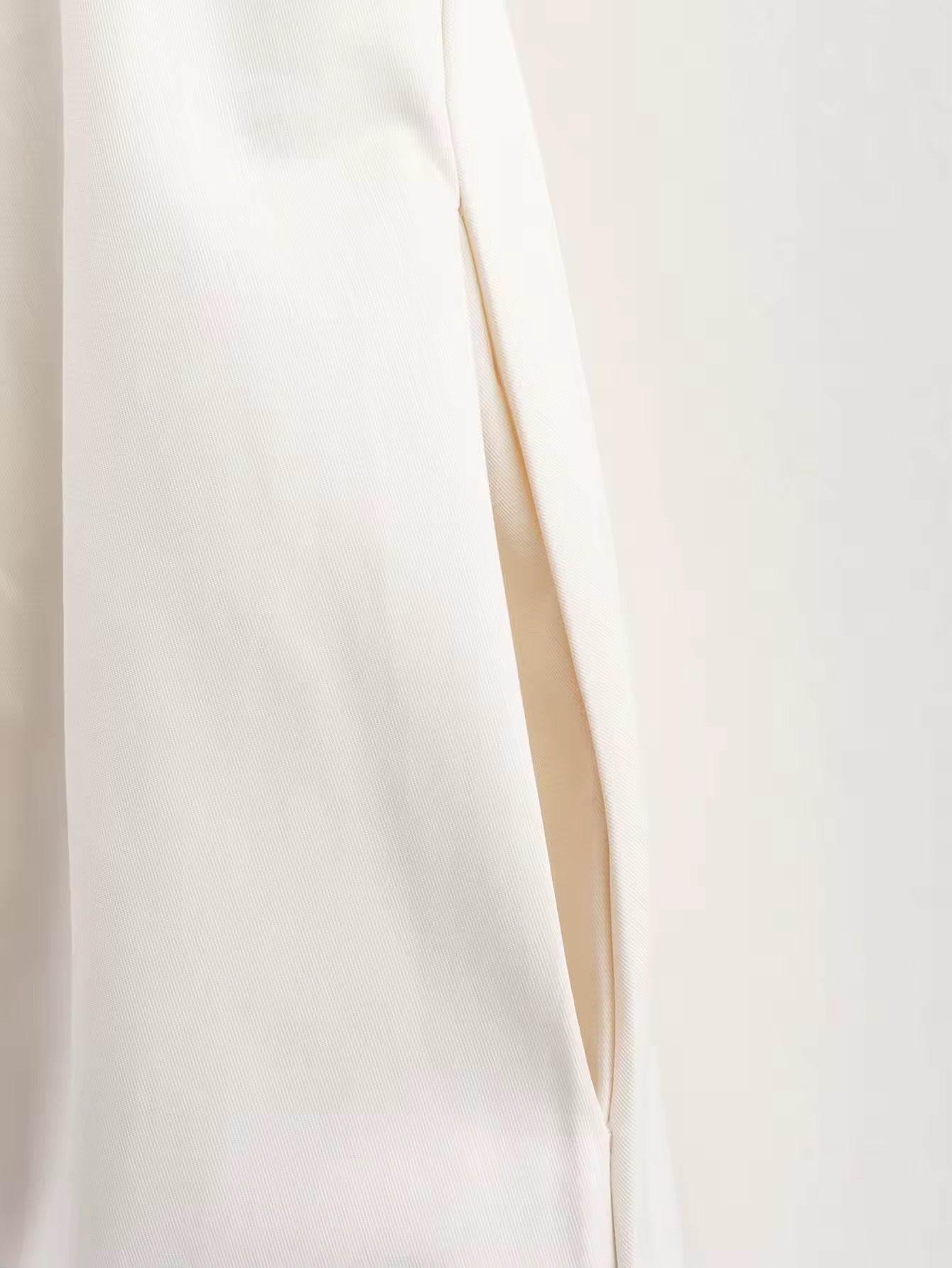 ZIPPER SLEEVELESS MAXI DRESS